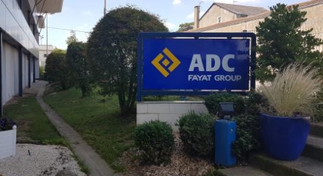 Panneau du logo ADC de Parthenay